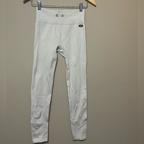 SOMMER RAY Seamless Ribbed Active Legging, Super Soft - Picture 1 of 9